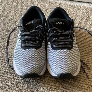 ASICS sneakers size 9